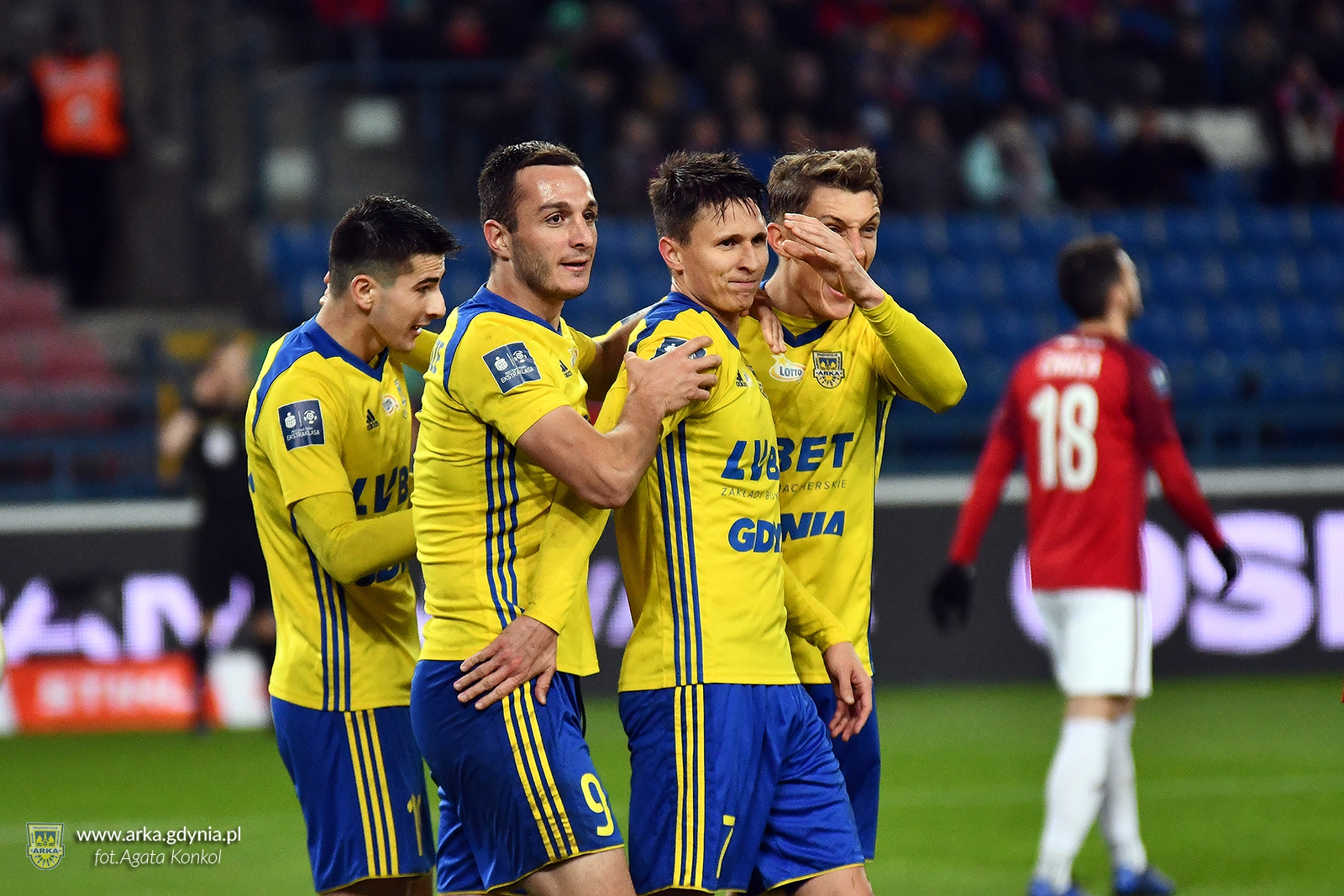 Statystyka meczu Wisła - Arka Gdynia-image