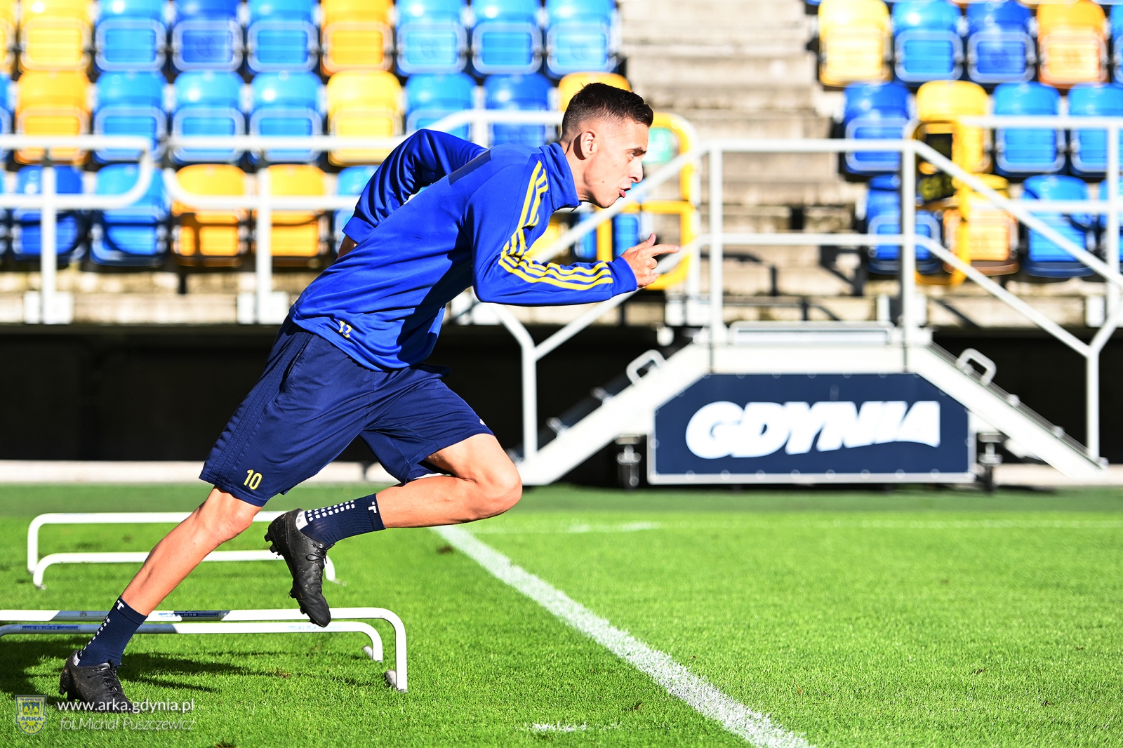 Gdyńska premiera!-image