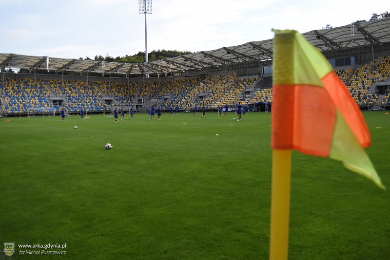 Arka gotowa przed Miedzią Legnica-image