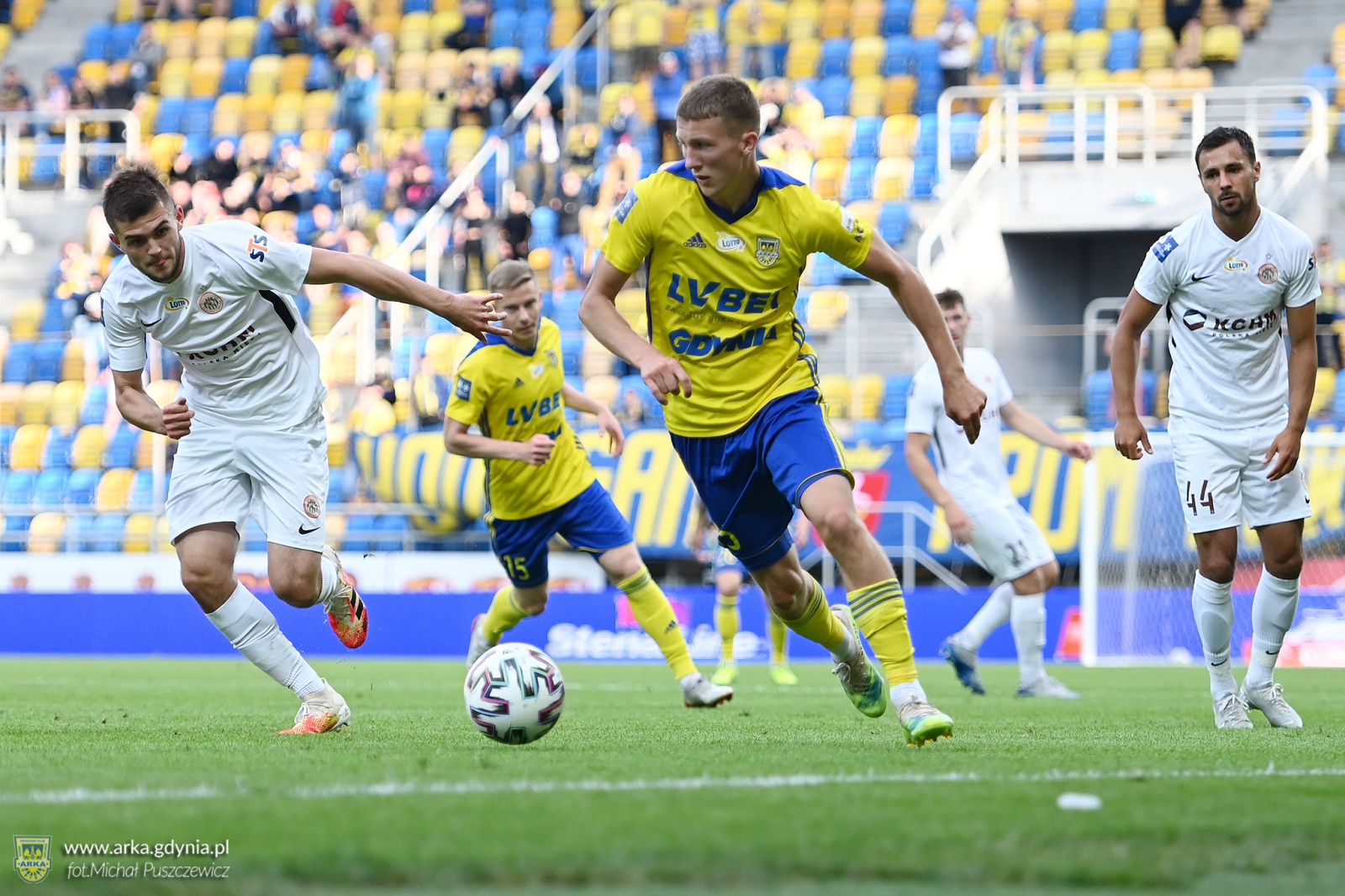 Statystyka meczu Arka Gdynia - Zagłębie Lubin-image
