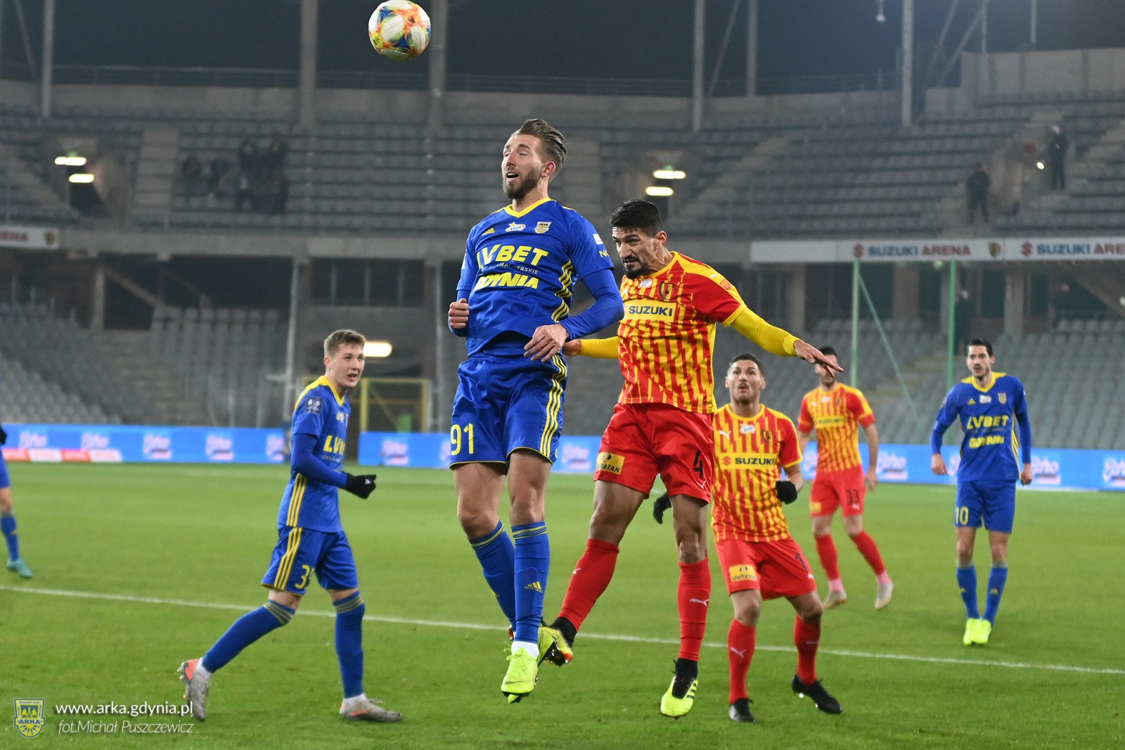 Korona Kielce. Historia spotkań-image