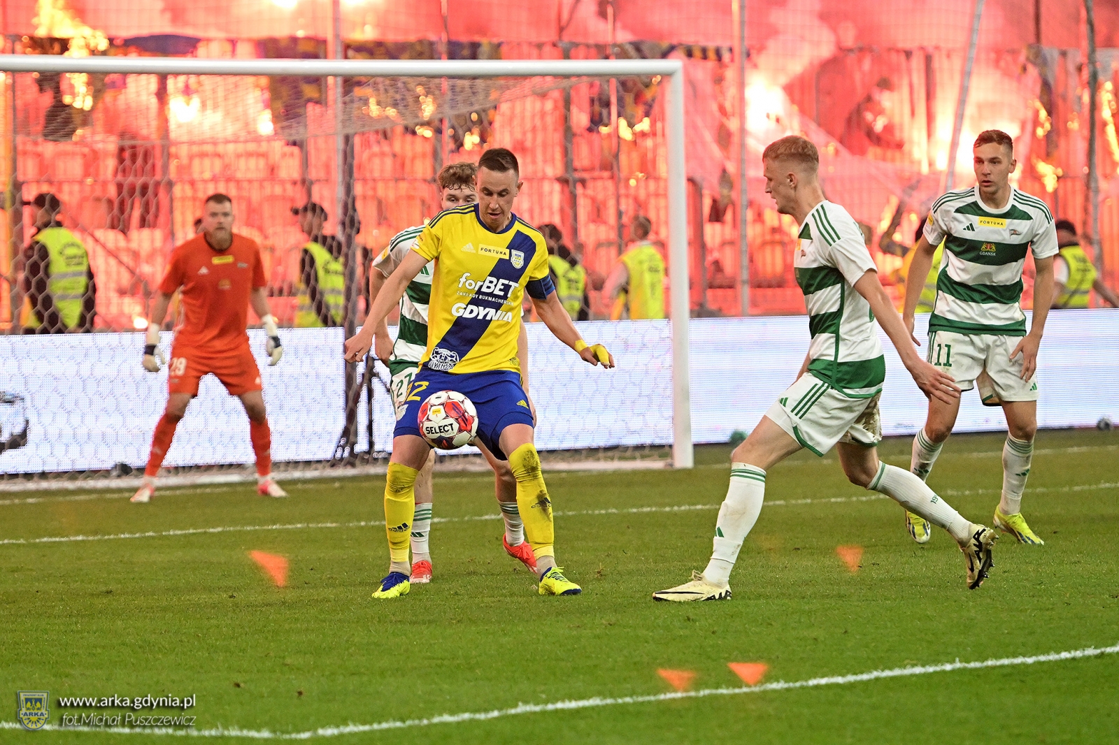 Centrum derbowe: Lechia Gdańsk - Arka Gdynia-image