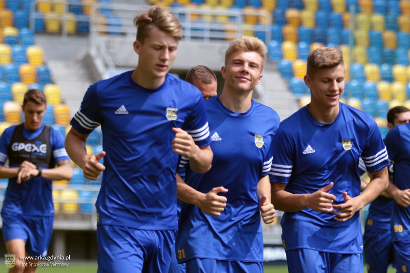 Trening i sesja na głównym.-image