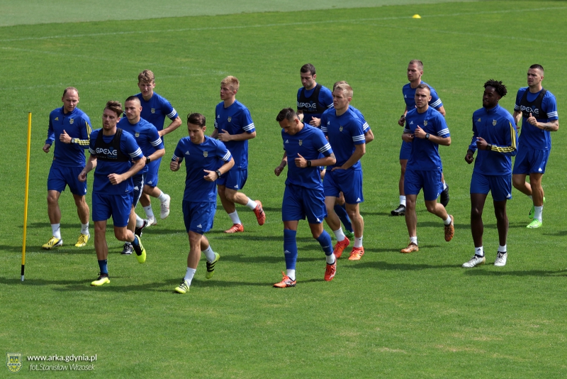 Trening i sesja na głównym.-image