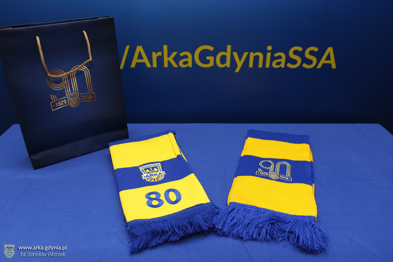 Arka Gdynia gra dla WOŚP.  Finisz aukcji!-image
