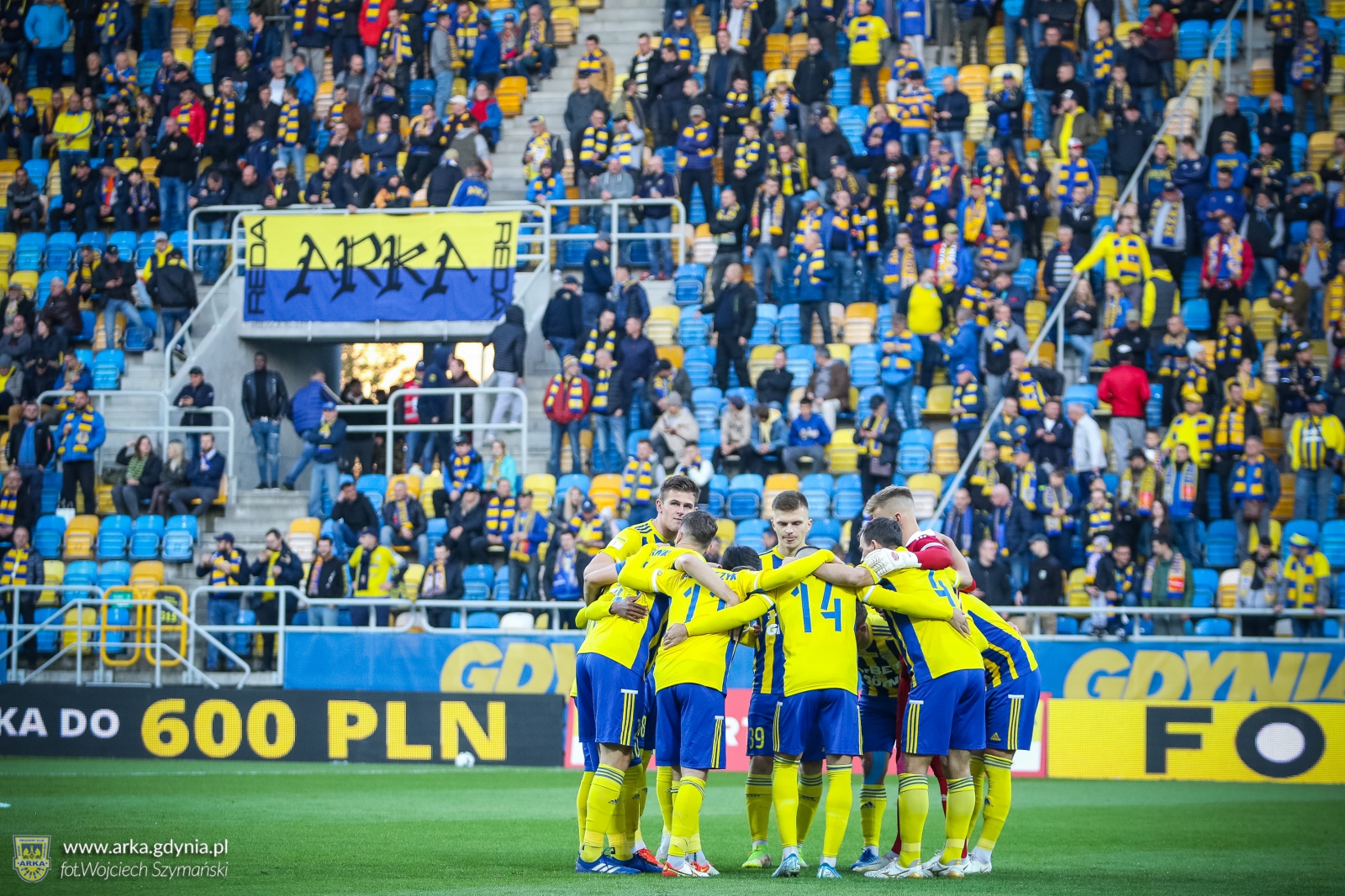 Liczby jesieni - raport InStat-image