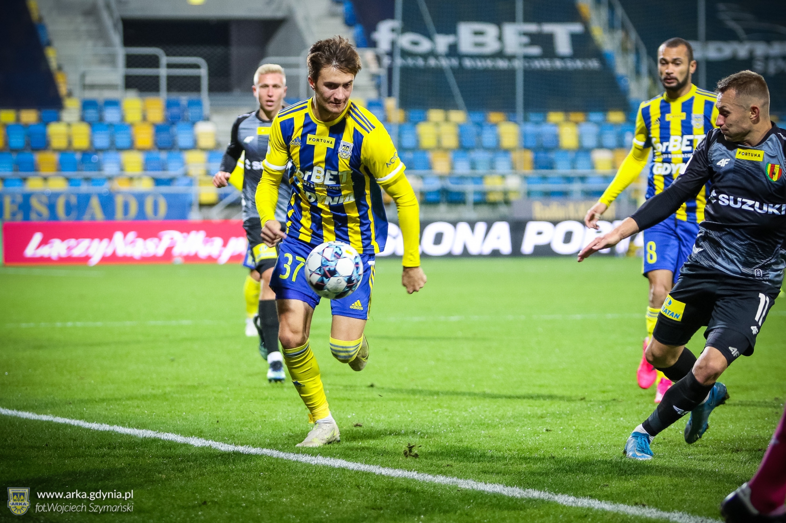 Centrum meczowe: Korona Kielce - Arka Gdynia-image