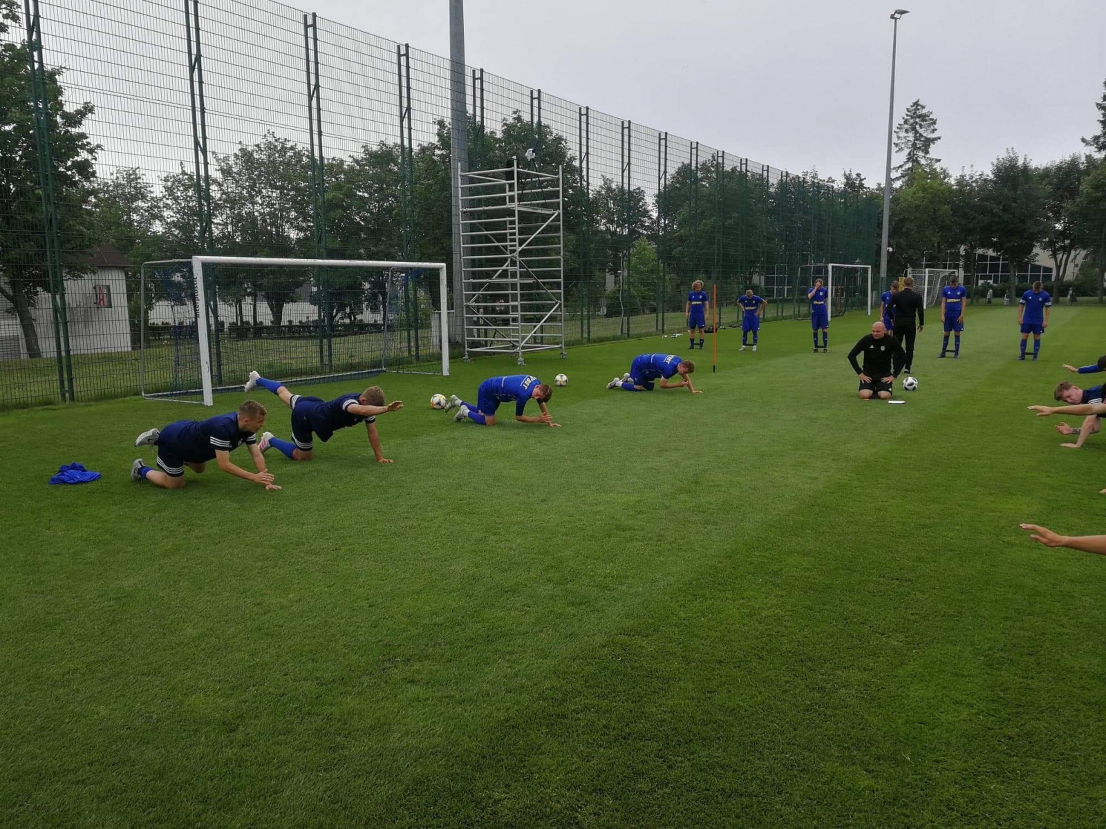 Drugi zespół i juniorzy starsi w COS OPO Cetniewo-image