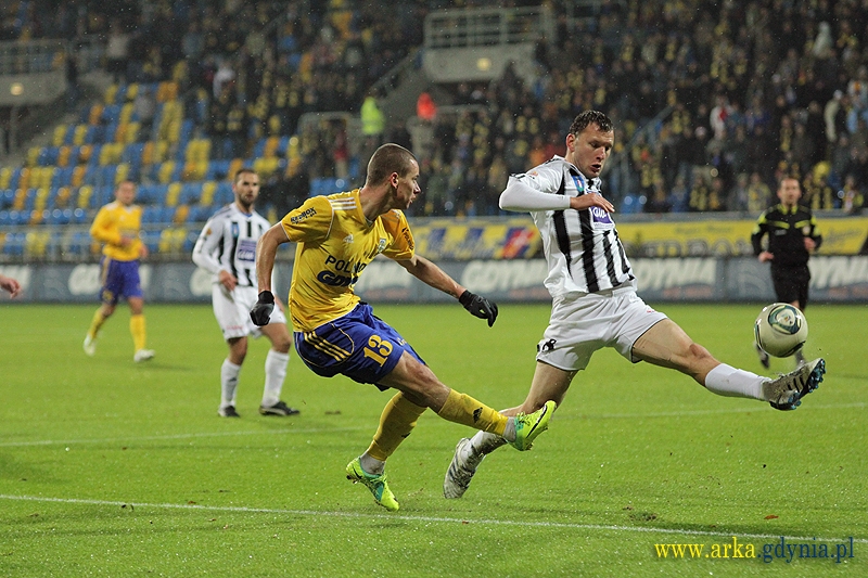 Sandecja Nowy Sącz. Historia spotkań-image