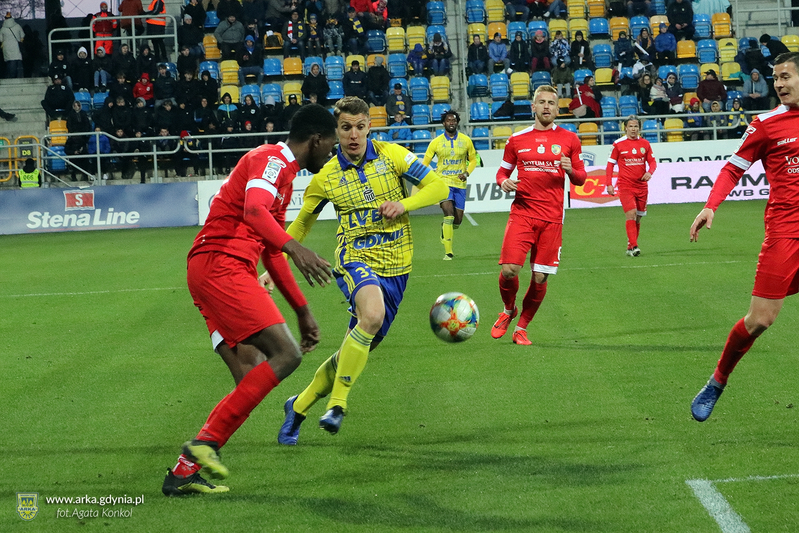 Miedź Legnica. Historia spotkań-image