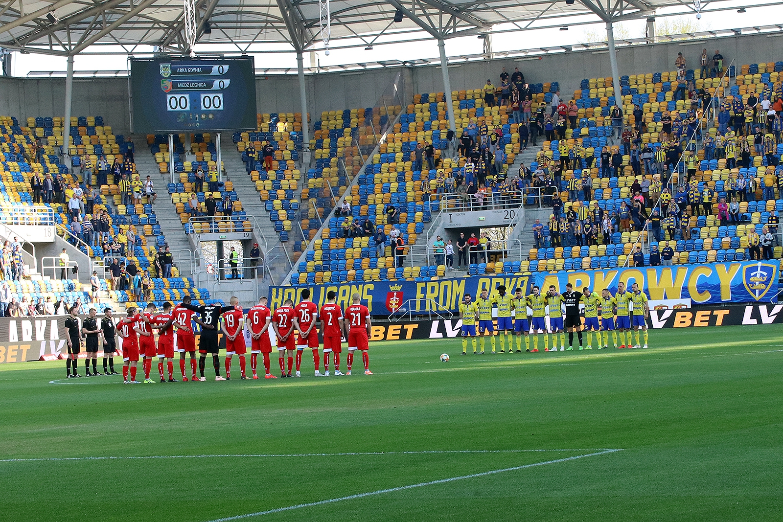 Wokół meczu Arka Gdynia - Miedź Legnica-image