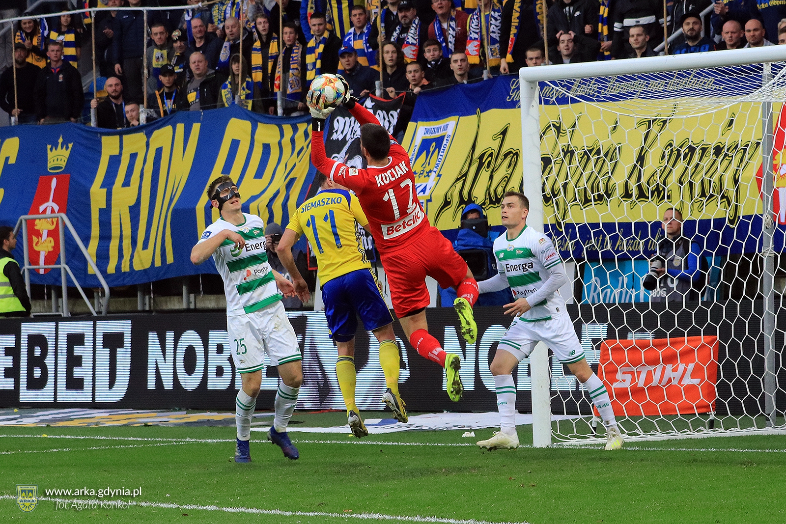 Centrum derbowe: Arka Gdynia - Lechia Gdańsk-image