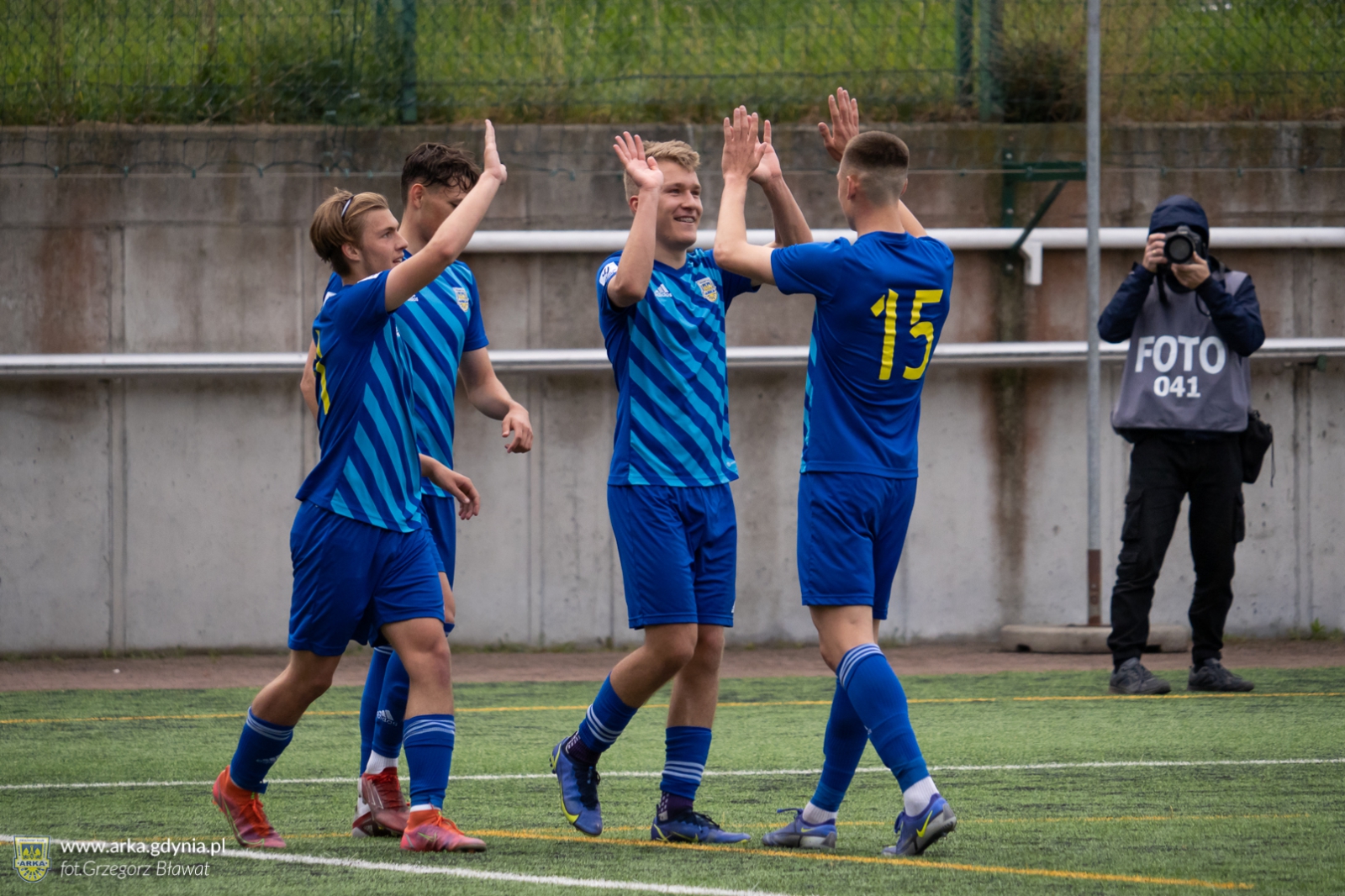 Młoda Arka: Zespół U18 utrzymuje pozycję lidera!-image