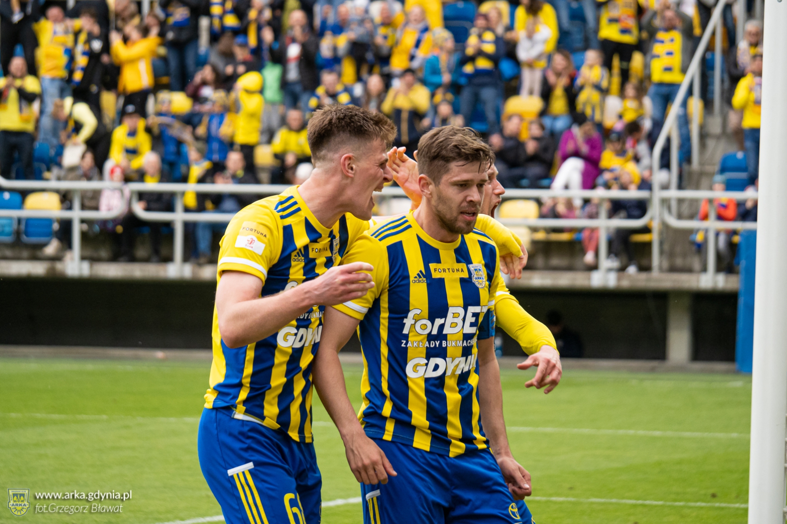 Arka Gdynia - Sandecja Nowy Sącz 2:1. Przed nami baraże-image