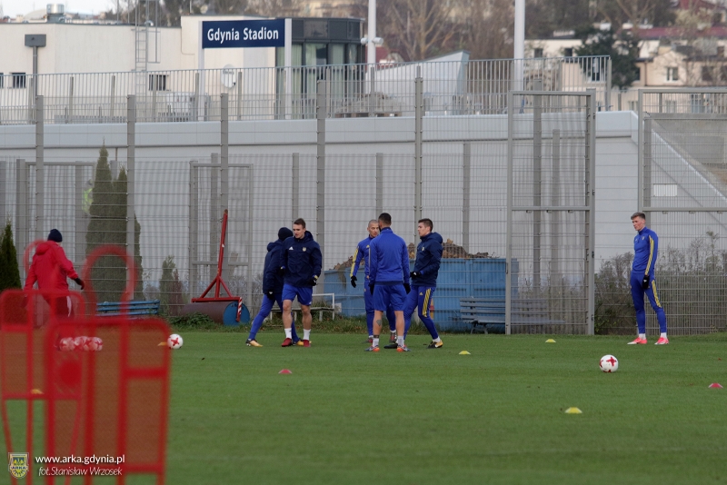 Przyjedź na przystanek PKM Gdynia Stadion i odbierz bilet za złotówkę!-image