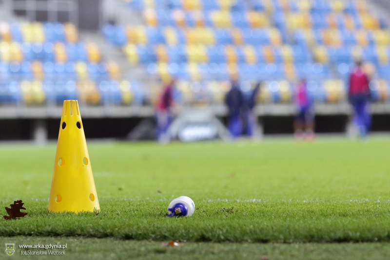 Mocny trening w dobrych nastrojach.-image