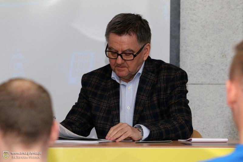 Szlify na głównej płycie.-image