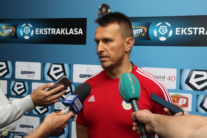 Leszek Ojrzyński po Lidze Europy i przed Koroną.-image