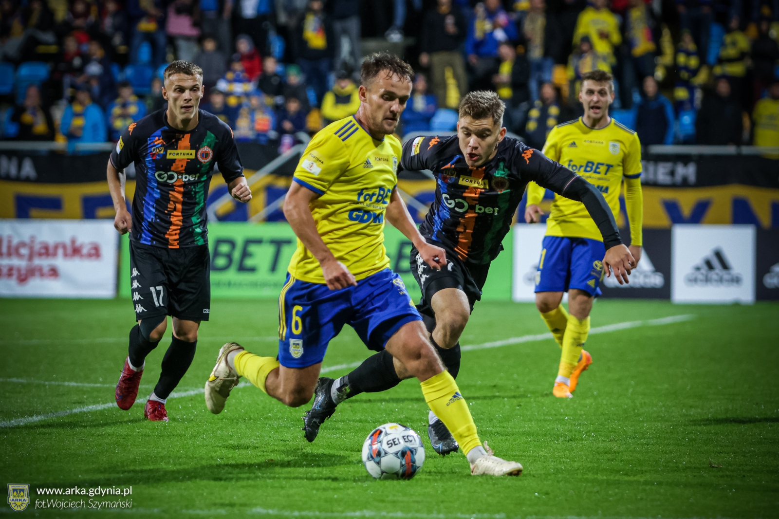 Centrum meczowe: Chrobry Głogów - Arka Gdynia-image