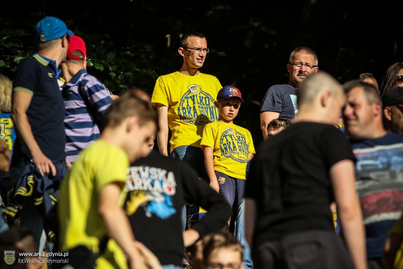 Zdjęcie Spotkanie międzypokoleniowe i prezentacja drużyny.