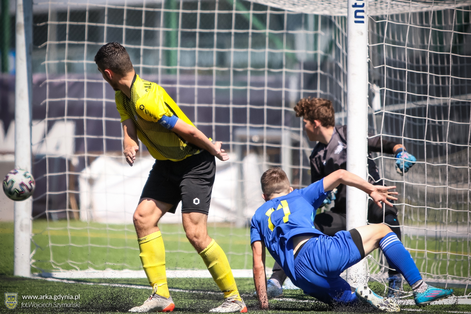 Zdjęcie U17: Arka Gdynia - Salos Szczecin 4:1