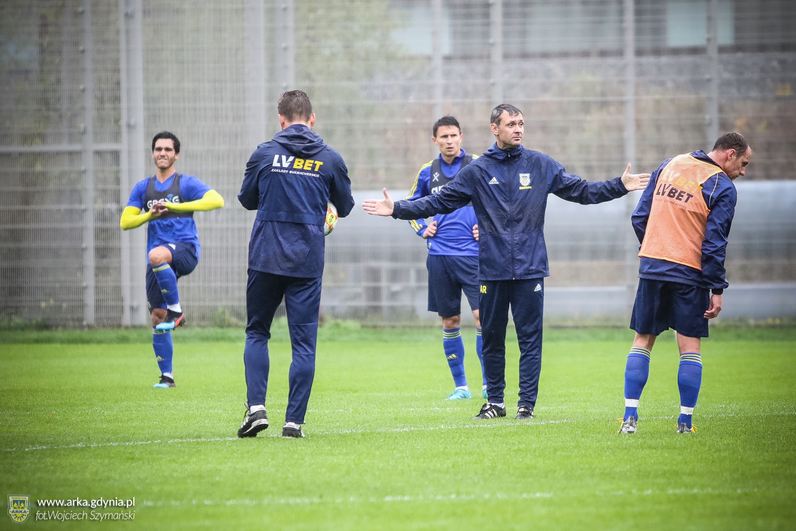 Zdjęcie Aleksandar Rogić: Pierwszy trening