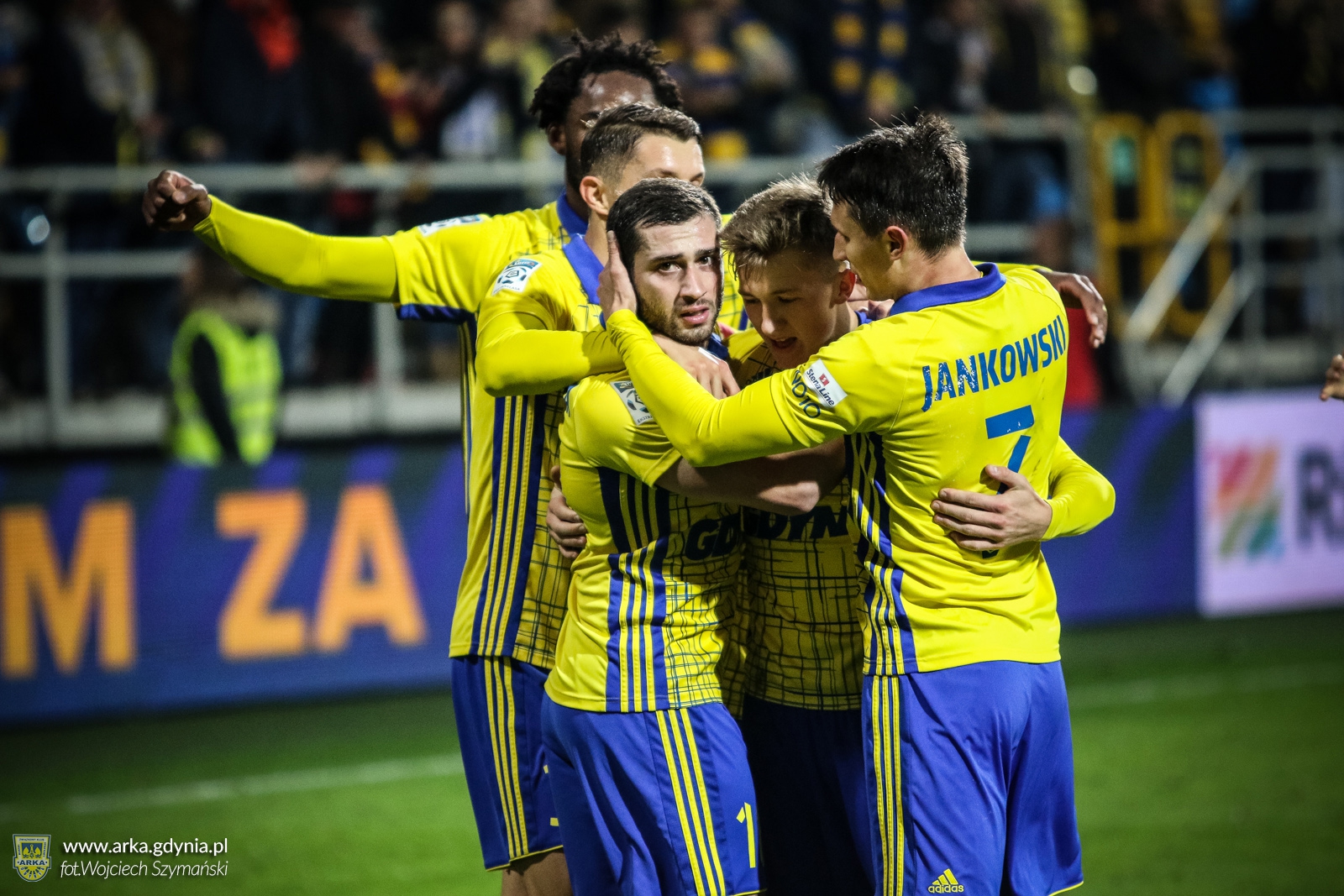 Statystyka meczu Arka Gdynia - Pogoń Szczecin-image