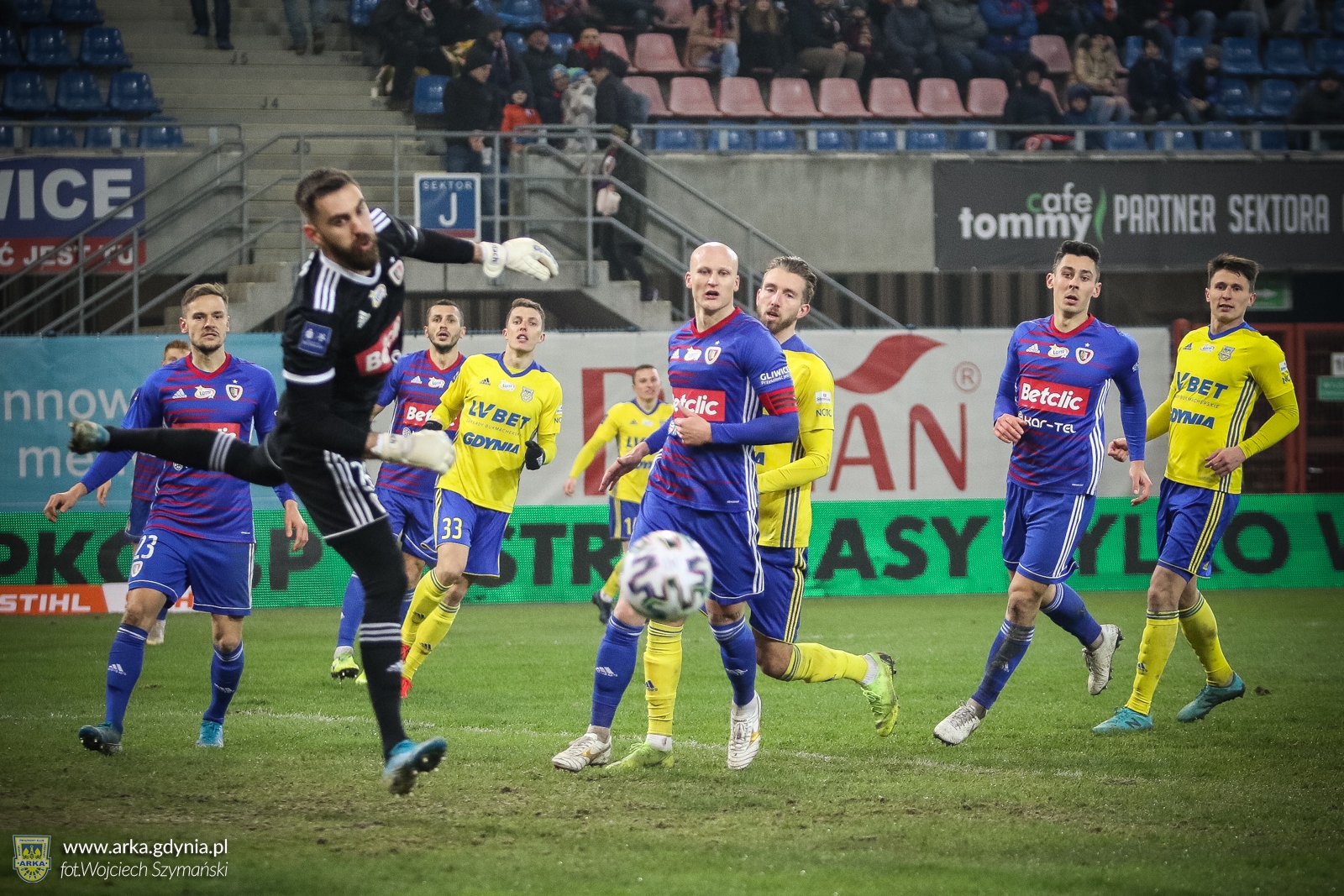 Centrum meczowe PP: Arka Gdynia - Piast Gliwice-image
