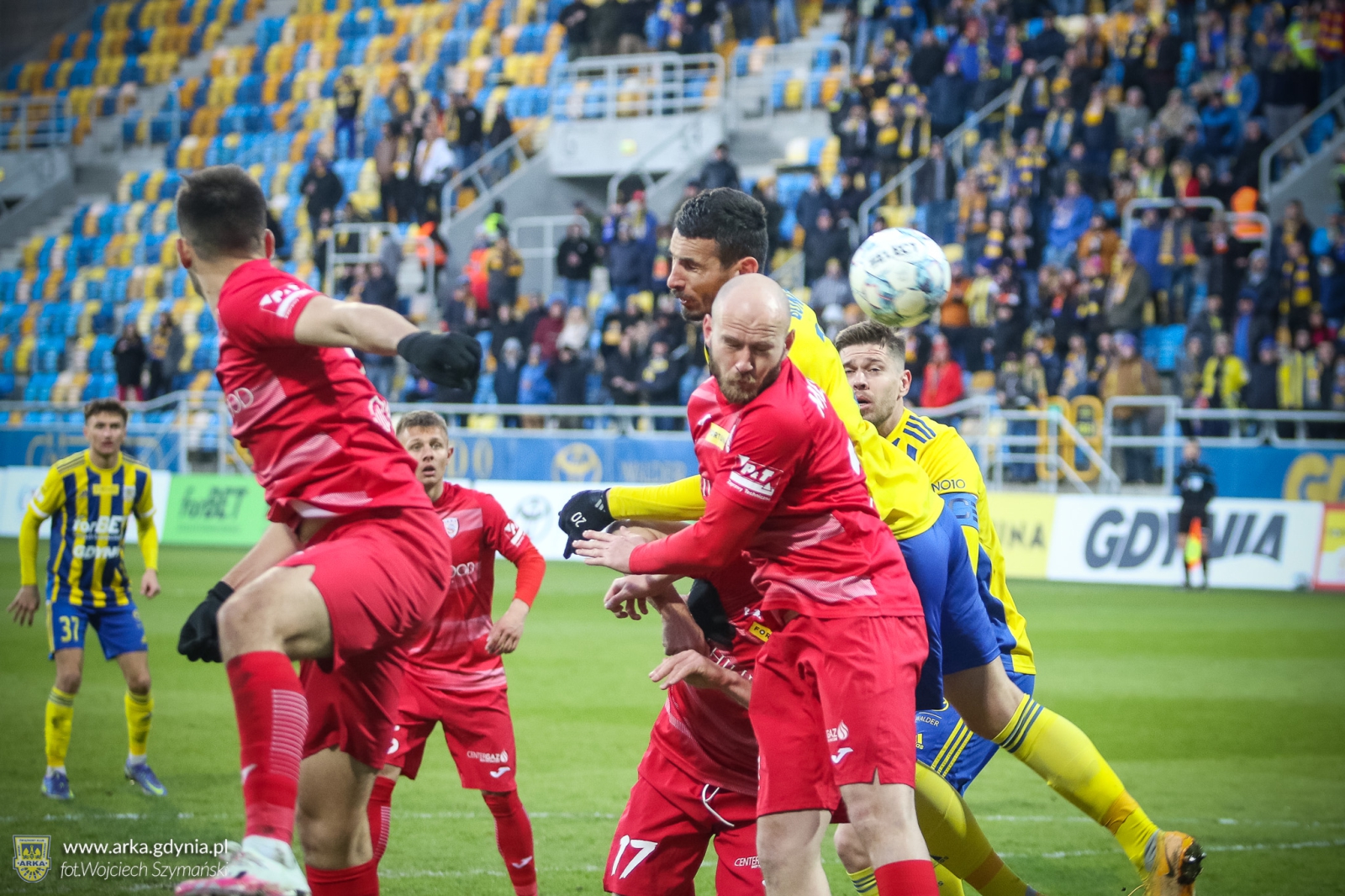Centrum meczowe: Skra Częstochowa - Arka Gdynia-image