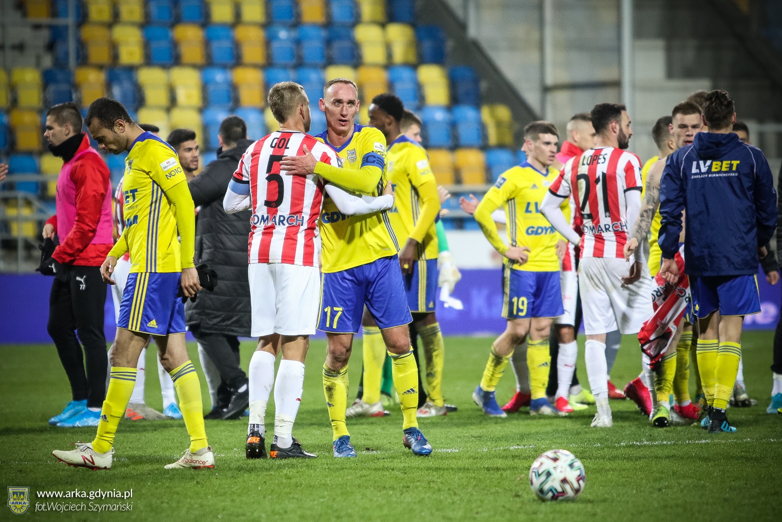 Centrum meczowe: Arka Gdynia - Cracovia-image
