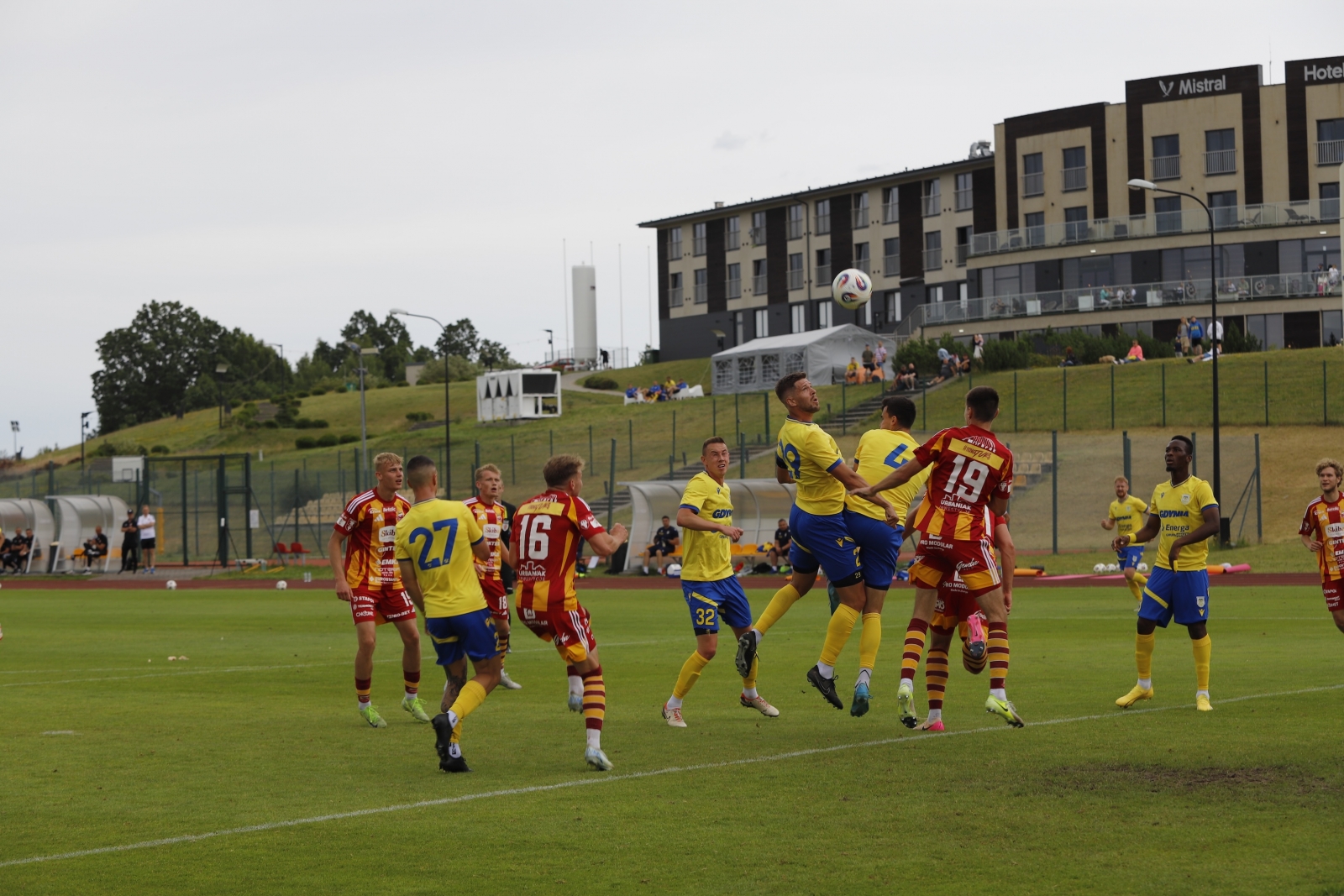 Sobotni sparing i festyn w Gniewinie-image