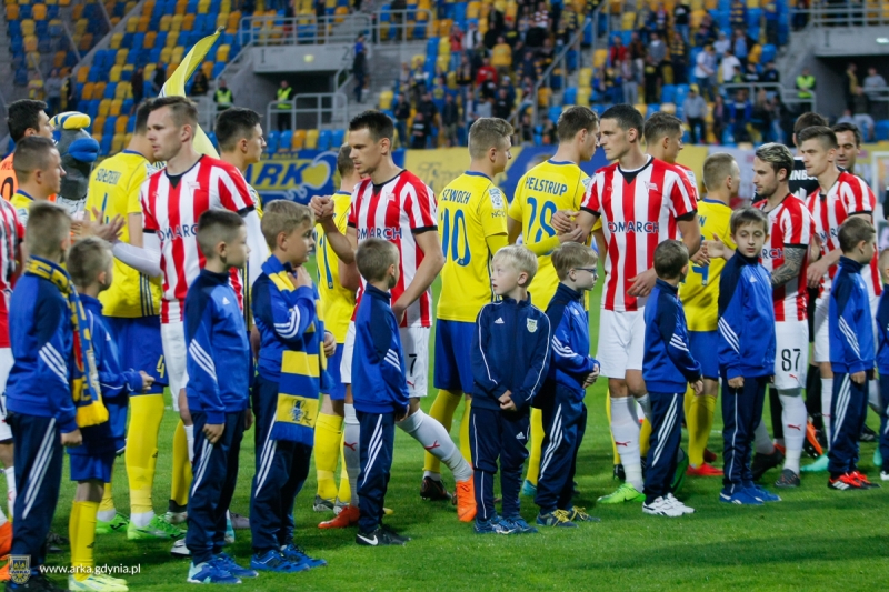 Kulisy meczu Arka - Cracovia.-image