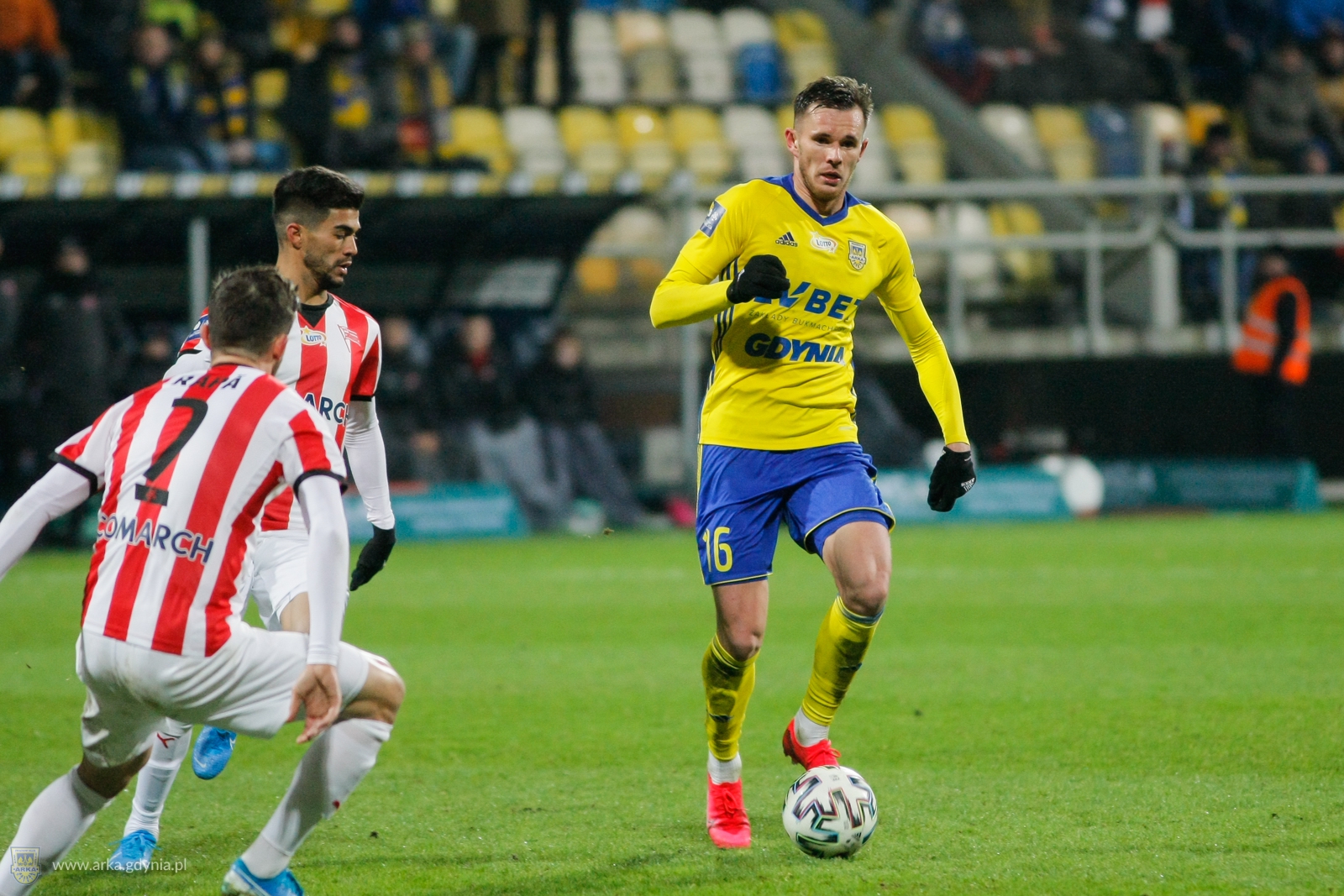 Statystyka meczu  Arka Gdynia - Cracovia-image