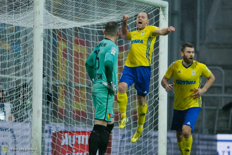 Centrum meczowe: Jagiellonia Białystok - Arka Gdynia-image