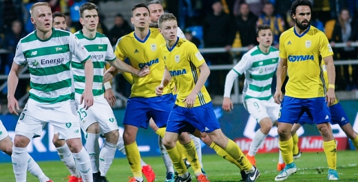 Statystyka meczu Arka - Lechia.