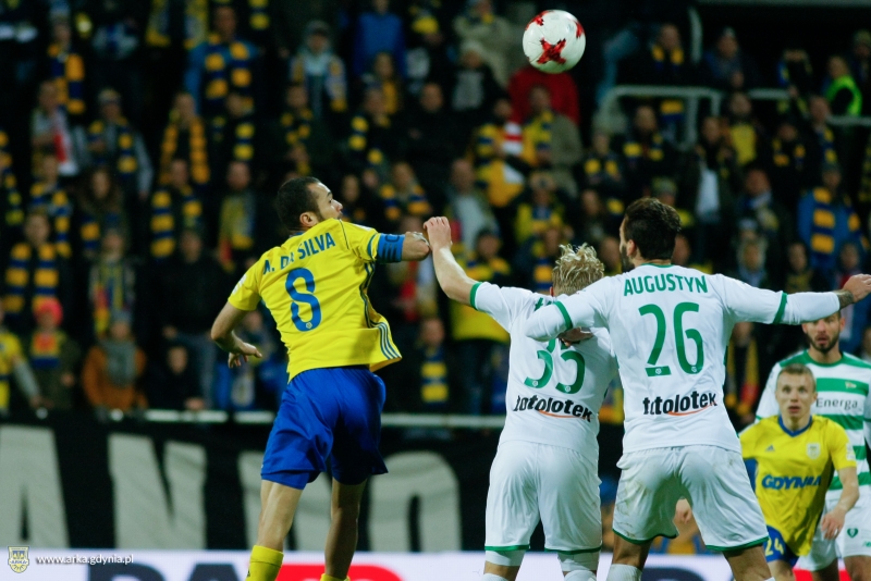 Statystyka meczu Arka - Lechia.-image