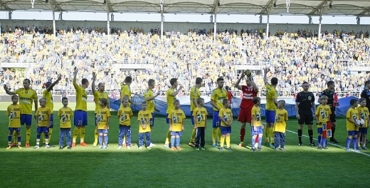Statystyka meczu Arka - Ruch Chorzów.
