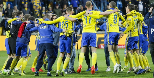 Statystyka meczu Arka Gdynia - Wisła Kraków