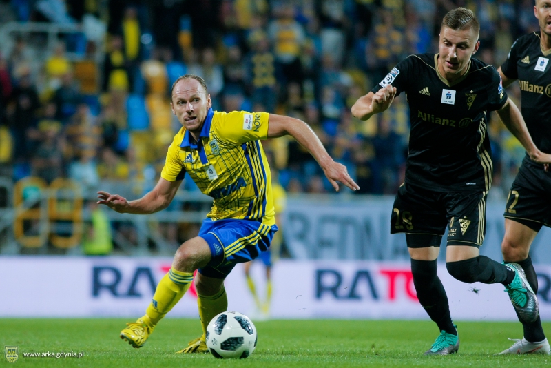 Centrum meczowe: Górnik Zabrze - Arka Gdynia-image