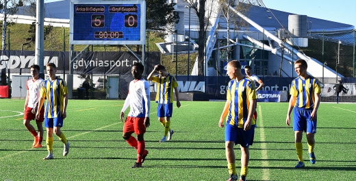 Arka II po raz drugi deklasuje Gryfa