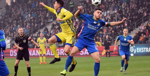Arka - Miedź Legnica 1:1. Zabrakło minuty...