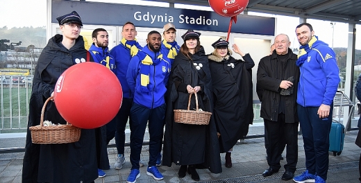 Przystanki PKM w Gdyni gotowe!