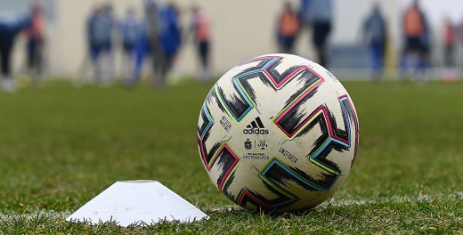 Decyzje UEFA i co dalej z ligami?