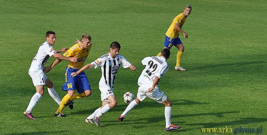 Sandecja Nowy Sącz. Historia spotkań
