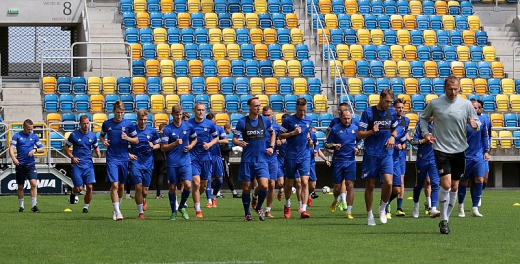 Trening i sesja na głównym.