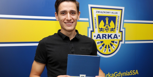 Mikołaj Łabojko przechodzi do Arki