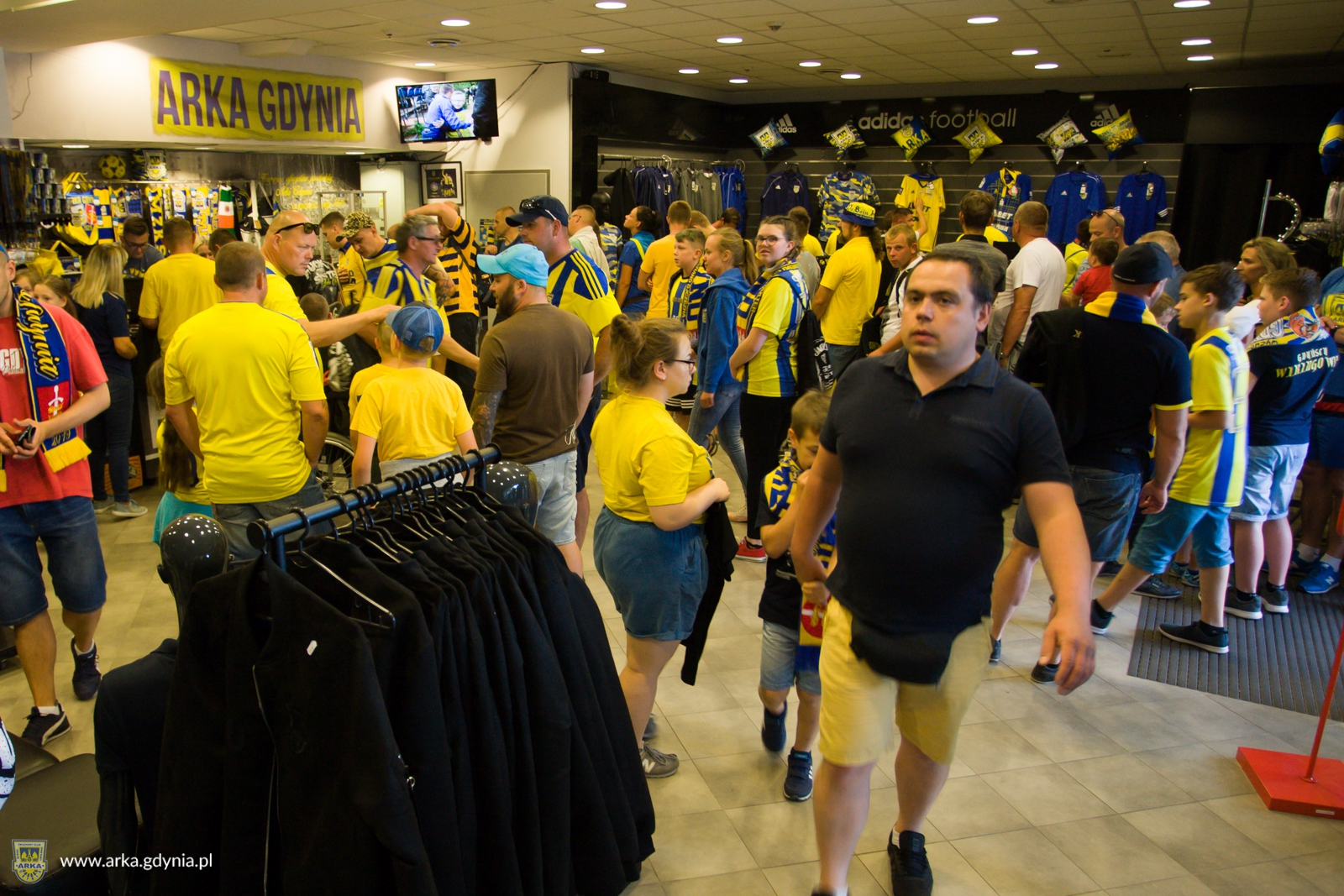 Umowa Fans Home przedłużona-image