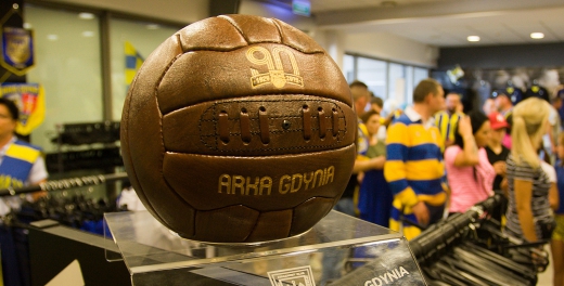 Przed meczem z Pogonią zapraszamy do Fans Home!