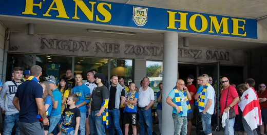 Umowa Fans Home przedłużona