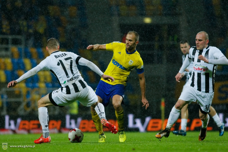 Statystyka meczu Arka- Sandecja.-image